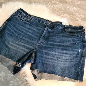 Women's Old Navy O.G. Straight High-Rise 5" Jean Shorts.